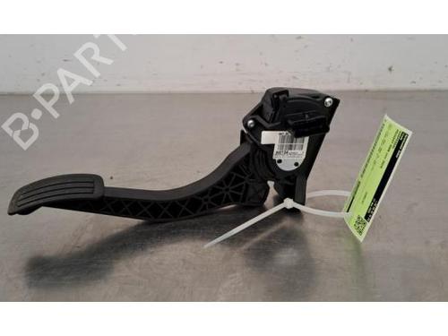 Used Pedal PEUGEOT 3008 II SUV (MC_, MR_, MJ_, M4_) 1.5 BlueHDi 130 (131 hp) 29214843