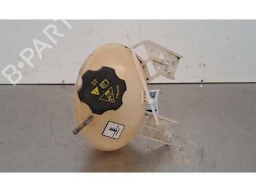 Used Expansion tank FIAT 500X (334_) 1.6 D Multijet (334AXA1B) (114 hp) 32632812