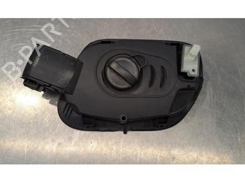 Fuel flap PEUGEOT 308 III (FB_, FH_, FP_, F3_, FM_) PureTech 130 (FPHNSL, FPHNST) | BP25610670C131 