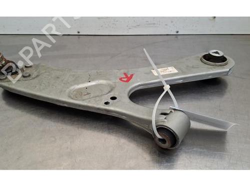 Used Right front suspension arm Right front suspension arm CITROËN C4 III (BA_, BB_, BC_) ë-C4 (BCZKXC, BZCKSC) (136 hp) 35970072 35970072