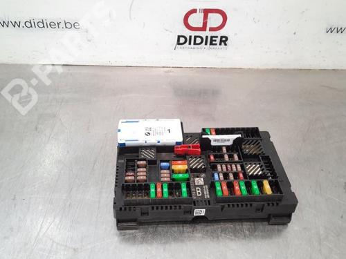 fuse-box-bmw-3-g20-g80-g28-320-d-6114871571901-61148734160-61145a0e7d0-2018-10895060 main image