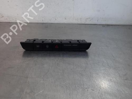 Used Warning switch Warning switch SKODA FABIA III (NJ3) 1.0 (75 hp) 36680866 36680866