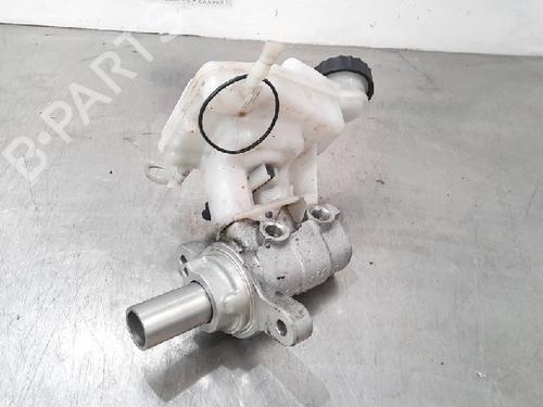 Brake master cylinder PEUGEOT 3008 II SUV (MC_, MR_, MJ_, M4_) 1.6 BlueHDi 115 (MCBHXW, MCBHYB) | BP10889028M77 