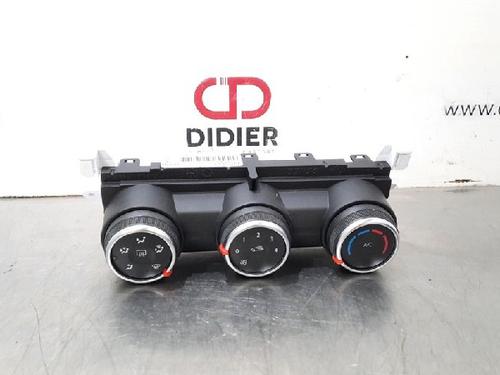 Used Climate control RENAULT CAPTUR II (HF_) TCe 100 (HFMT) (101 hp) 10890112