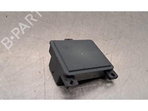 Used Electronic module PEUGEOT 408 II (FP_, F3_, FM_) PureTech 130 (FPHNST) (131 hp) 30806850