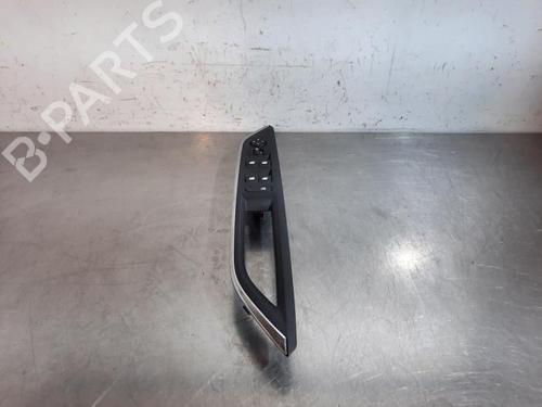 Used Switch PEUGEOT 3008 II SUV (MC_, MR_, MJ_, M4_) 2.0 BlueHDi 180 (177 hp) 23588218