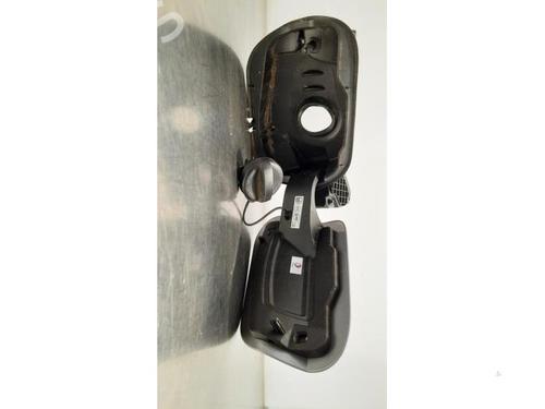 Fuel flap PEUGEOT 308 III (FB_, FH_, FP_, F3_, FM_) PureTech 110 (FPHNPL) | BP23584607C131 
