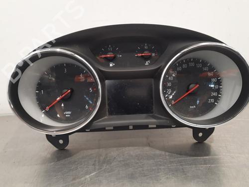 Used Instrument cluster OPEL ASTRA K (B16) 1.6 CDTi (68) (95 hp) 15235258