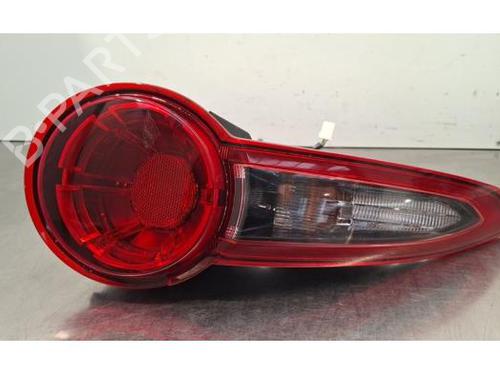 Feu arrière gauche MAZDA MX-5 IV (ND__) 1.5 (ND2E, ND5R) (131 hp) 31698540