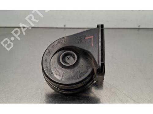 horn-volvo-xc40-536-2017-31818734 main image