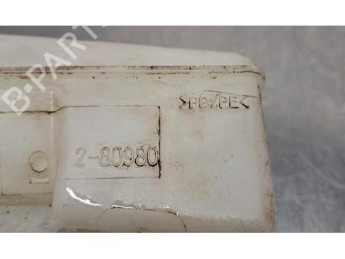 Brake fluid reservoir TOYOTA HILUX VIII Pickup (_N1_) 2.8 TD 4WD (GUN126) | BP24231204M118 