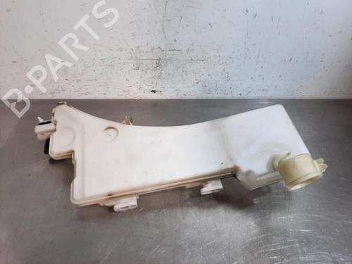 Windscreen washer tank PEUGEOT 5008 II (MC_, MJ_, MR_, M4_) 2.0 BlueHDi 180 (MJEHZW, MJEHZR, MJEHZP) | BP23626351C113 