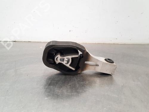 Used Engine mount PEUGEOT 3008 II SUV (MC_, MR_, MJ_, M4_) 1.6 PureTech 180 (M45GFR, M45GFU) (181 hp) 15789237