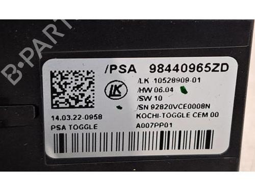 Gear lever PEUGEOT 308 III (FB_, FH_, FP_, F3_, FM_) PureTech 130 (FPHNSL, FPHNST) | BP29468169M90 