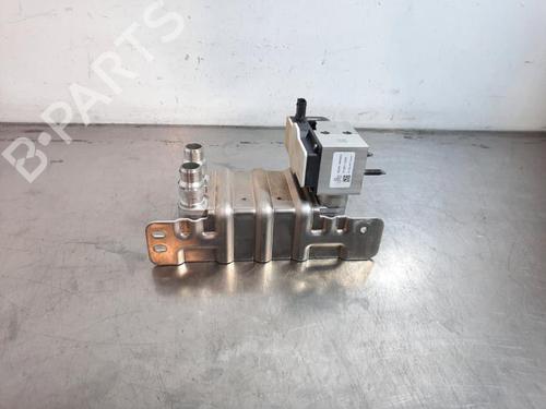 Used AC radiator AC radiator CITROËN C3 IV (CC_, CB_) ë-C3 (CBZYAZ) (113 hp) 33744070 33744070