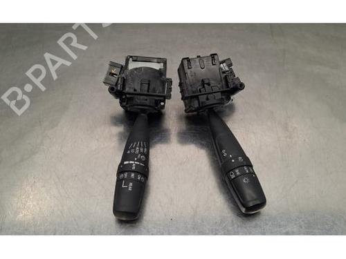 andre-suzuki-s-cross-2022-34200095 main image