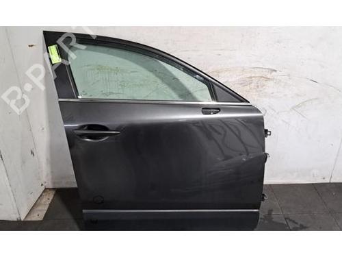 Used Right front door MAZDA CX-30 (DM) SKYACTIV-G M Hybrid (122 hp) 30331526