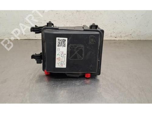 Used Fuse box Fuse box DS DS 7 Crossback (J4_, JR_, JC_) E-TENSE 225 (J4DGZU, J45GQU) (224 hp) 40202225 40202225