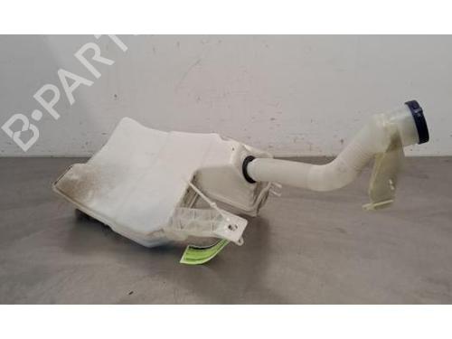 Used Windscreen washer tank PEUGEOT 208 II (UB_, UP_, UW_, UJ_) e-208 (136 hp) 29879318