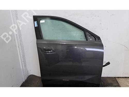 Used Right front door Right front door PEUGEOT 5008 III (KA_, KB_, KC_) e-210 (213 hp) 33132223 33132223