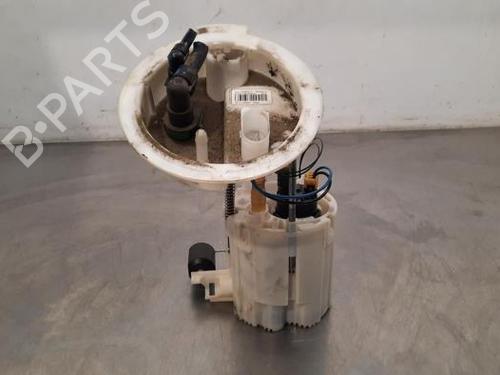 Used Fuel pump BMW 4 Coupe (F32, F82) 435 d xDrive (313 hp) 23629050