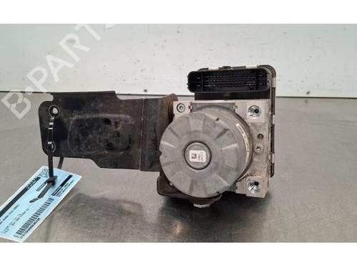 Used ABS pump ABS pump HYUNDAI KONA (OS, OSE, OSI) 1.0 T-GDi (120 hp) 33710769 33710769