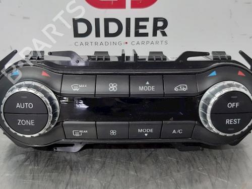 AC Styreenhet / Manøvreringsenhet MERCEDES-BENZ CLA Coupe (C117) CLA 200 CDI / d (117.308) (136 hp) 10896783