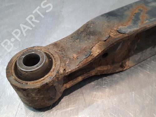 Used Right rear suspension arm RENAULT KADJAR (HA_, HL_) 1.2 TCe 130 (HLMR) (130 hp) 10898123
