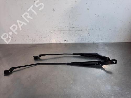 Front windshield wiper arm PEUGEOT 208 I (CA_, CC_) 1.5 BlueHDI 100 | BP23596288C143 