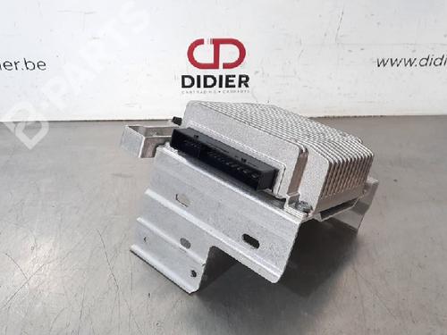 Used Radio Radio TESLA MODEL X (5YJX) 90D AWD (525 hp) 10881833 10881833