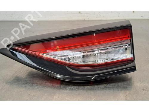 Used Right taillight Right taillight DS DS 3 / DS 3 CROSSBACK (UR_, UC_, UJ_) E-TENSE (UZZKXZ) (136 hp) 34199731 34199731