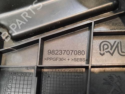 Fuel flap PEUGEOT 308 SW III (FC_, FJ_, FR_, F4_, FN_) PureTech 110 (FRHNPL) | BP10899843C131