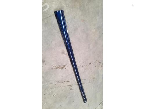Used Left sideskirt AUDI A3 Limousine (8VS, 8VM) S3 quattro (300 hp) 23580902