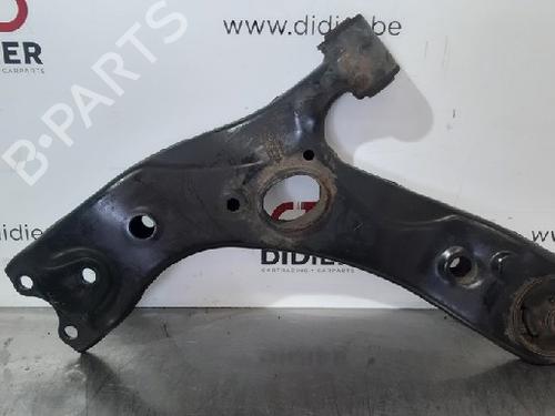 Used Left front suspension arm TOYOTA VERSO (_R2_) 1.8 (ZGR21_, ZGR21R) (147 hp) 10879618