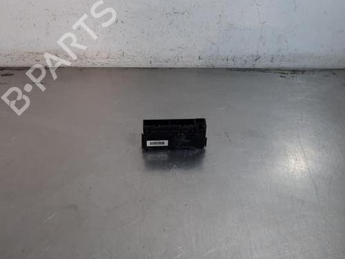Used Fuse box Fuse box TOYOTA YARIS (_P9_) 1.4 D-4D (NLP90_, NLP90R) (90 hp) 40240650 40240650