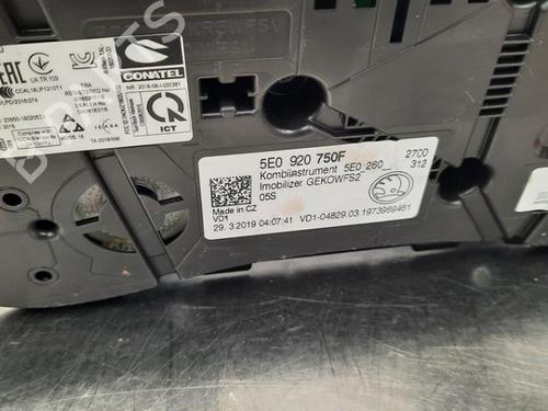 Instrument cluster SKODA OCTAVIA III (5E3, NL3, NR3) 1.0 TSI | BP15041211C47 