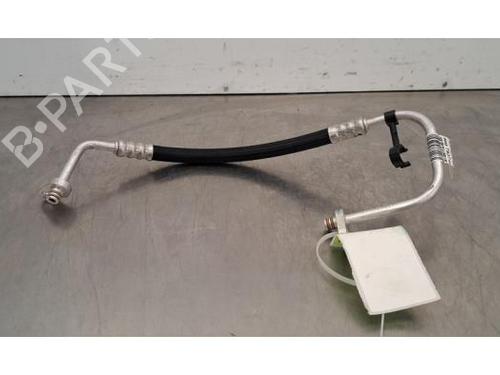 Used AC pipe PEUGEOT 308 III (FB_, FH_, FP_, F3_, FM_) e-308 (FMZKWZ) (156 hp) 30651303
