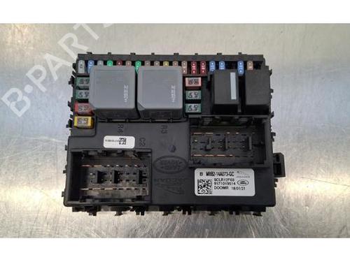 Used Fuse box LAND ROVER DEFENDER Station Wagon (L663) P300 Si4 4x4 (300 hp) 32128829