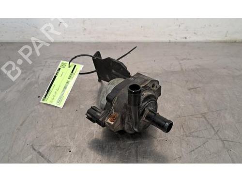 Used Auxiliary water pump RENAULT MASTER III Van (FV) 2.3 dCi 150 FWD (FV0F, FV03, FV09) (150 hp) 24116714