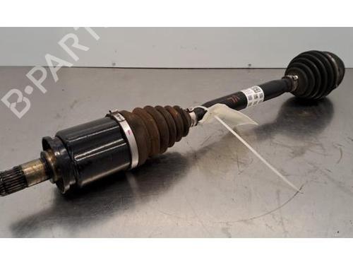 Used Left front driveshaft BMW X5 (G05, F95) xDrive 25 d (231 hp) 30331645