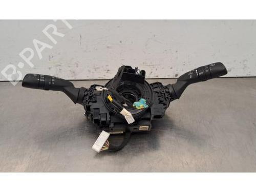 Used Steering column stalk TOYOTA YARIS CROSS (MXP_) 1.5 Hybrid (MXPJ10) (116 hp) 30806571