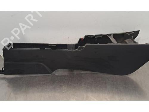 Used Middle console TOYOTA YARIS (_P21_, _PA1_, _PH1_) 1.5 Hybrid (MXPH10, MXPH11) (116 hp) 30663341