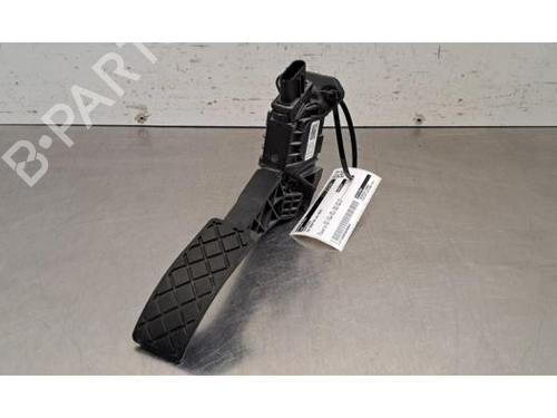 Used Pedal Pedal 37674463 37674463