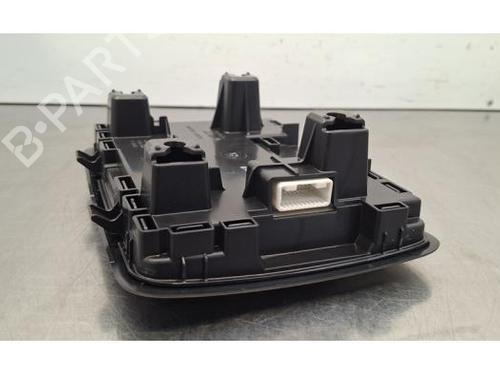 Innerbelysning TOYOTA COROLLA Hatchback (_E21_, _EA1_, _EH1_) 1.8 Hybrid (ZWE211, ZWE219) | BP31692083I8 