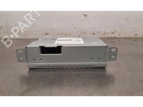 Used Radio PEUGEOT 3008 II SUV (MC_, MR_, MJ_, M4_) 1.2 Hybrid 136 (MRHPYE) (136 hp) 25254698