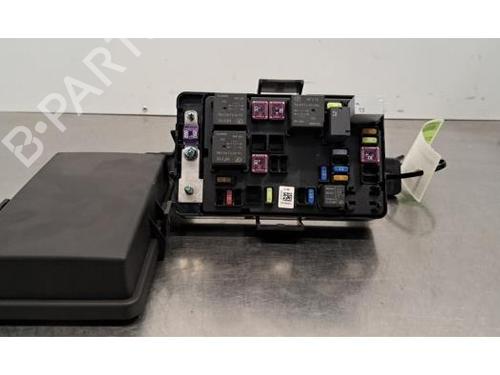 Fuse box MG MG HS (AS23) 1.5 EHS Hybrid (CSA6463) | BP31154781E1 