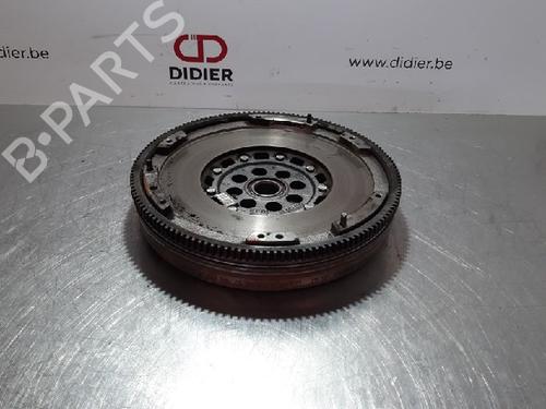 Kopling /lamell MERCEDES-BENZ GLA-CLASS (X156) GLA 180 (156.942) (122 hp) 10884220