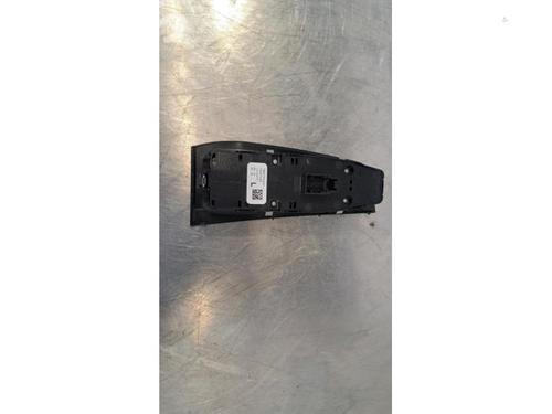 Switch BMW X2 (F39) sDrive 18 i | BP23621160I30 