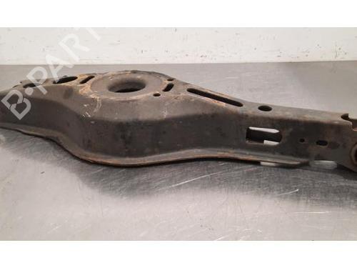 Left rear suspension arm TOYOTA COROLLA Saloon (_E21_) 1.6 VVTi (ZRE210) | BP23640338M14