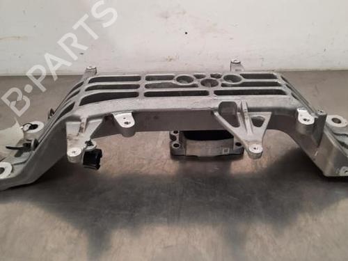 Used Gearbox mount LAND ROVER RANGE ROVER SPORT III (L461) P440e PHEV AWD (441 hp) 23597201